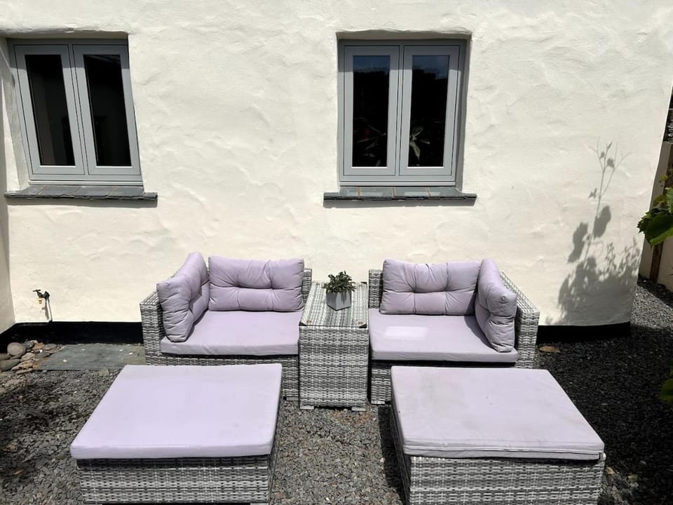 Balcony/Terrace, Seating area