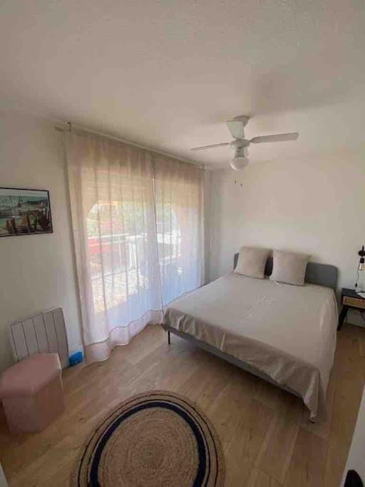 Nouveau Villa vue mer, proche centre et plage Villa in Roquebrune-sur-Argens