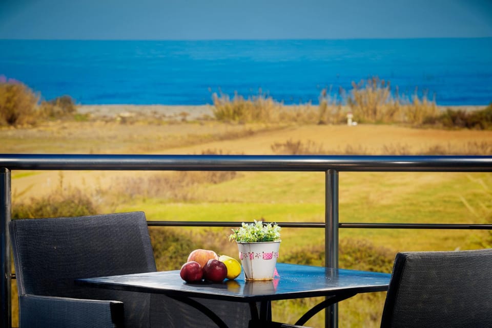 Day, Balcony/Terrace, Balcony/Terrace, Beach, Sea view, Sea view