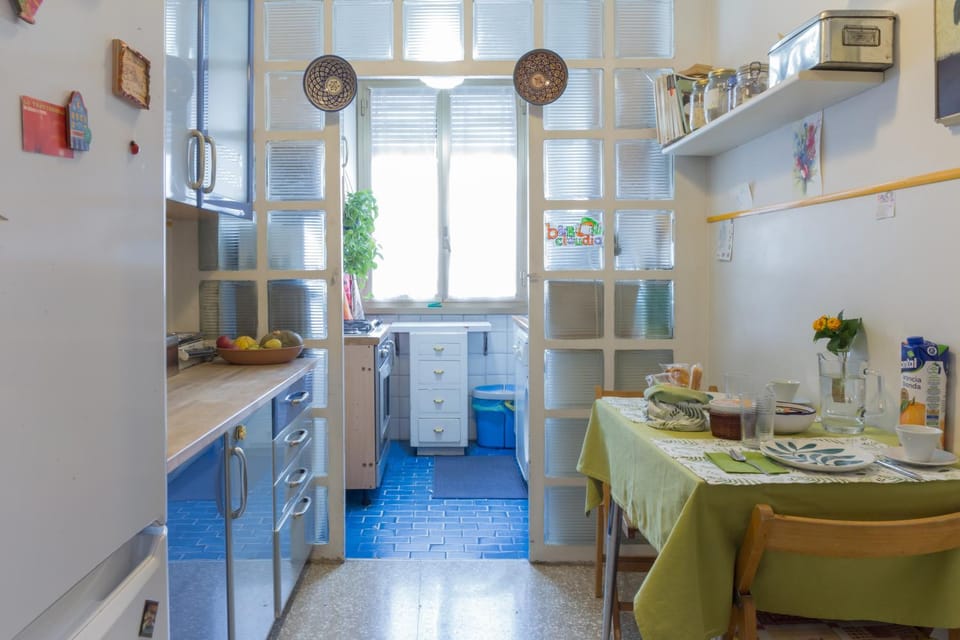 Kitchen or kitchenette, Breakfast, Internal: Not applicable to any particular room