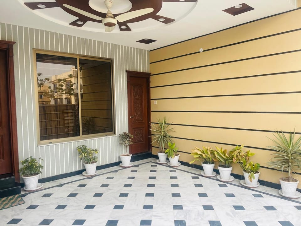 Britannia guest House Islamabad International Airport and Motorway Bed and Breakfast in Islamabad