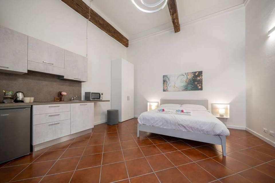 Bed, Kitchen or kitchenette, Photo of the whole room, Bedroom, minibar