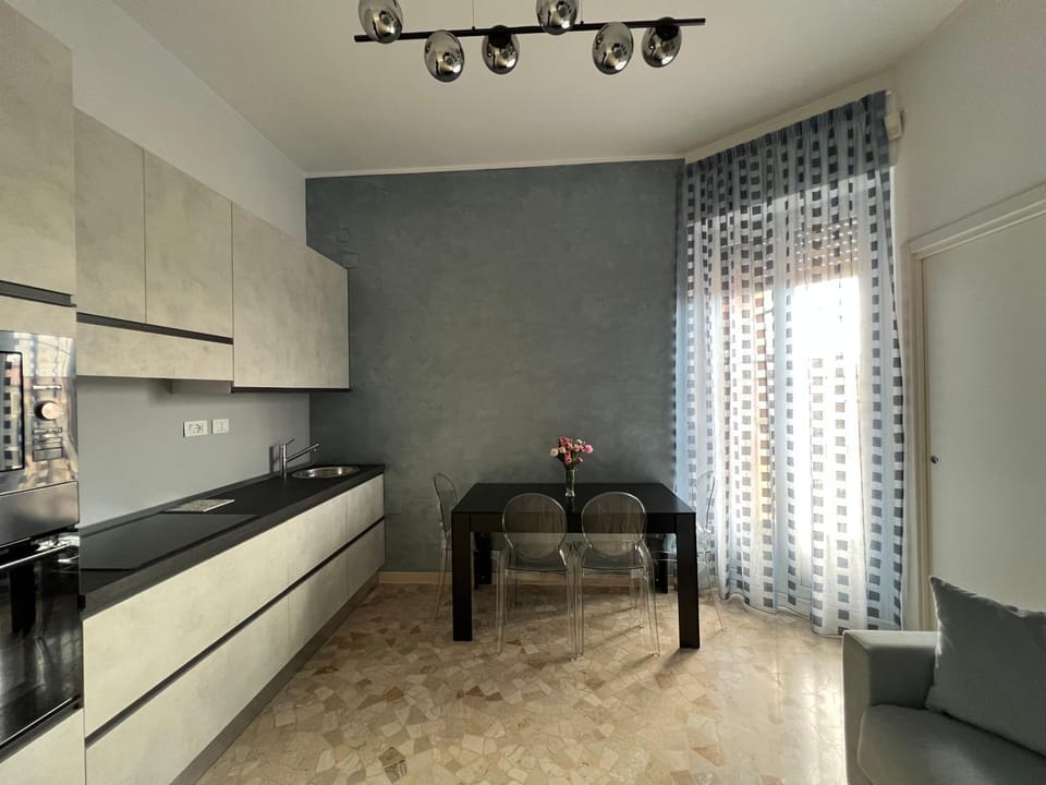 Confortevole appartamento zona Bocconi-Porta Romana Apartment in Milan