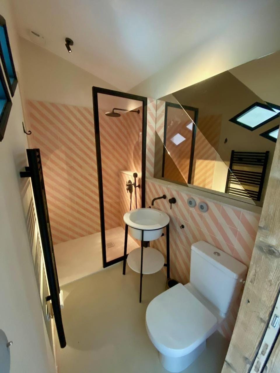 Bathroom, Bedroom