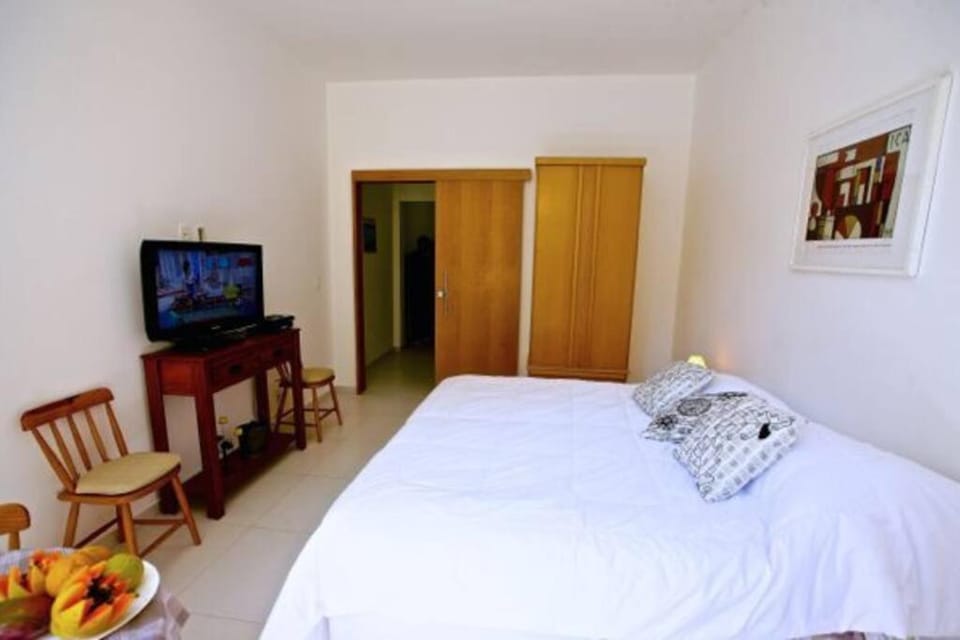 TV and multimedia, Bedroom, towels, wardrobe