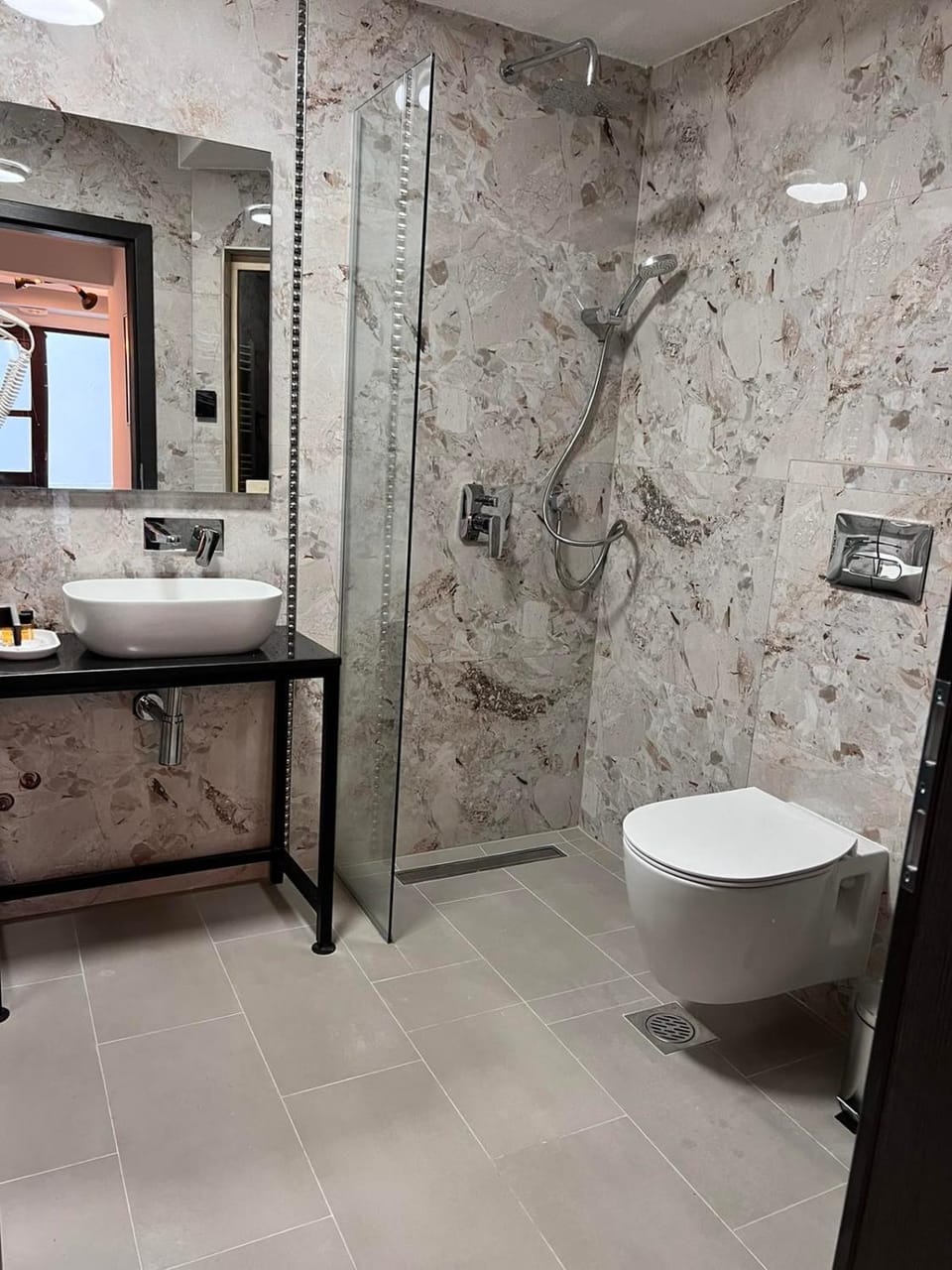 Shower, Toilet, Bathroom
