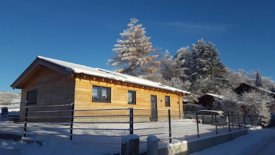 Property building, Natural landscape, Winter