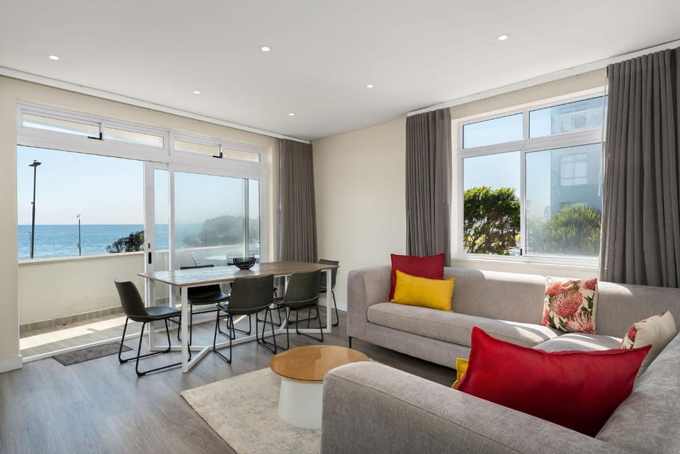 Living room, Sea view