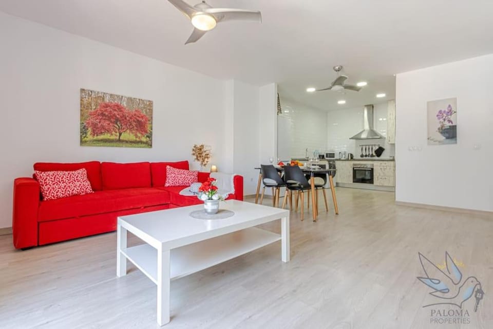 BenalRoma spacious apartment 50 mt from the beach Apartment in Benalmadena