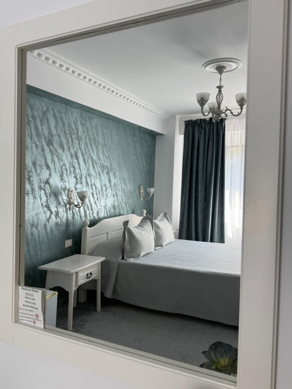 Pensiunea Alessia Soveja Bed and Breakfast in Moldova