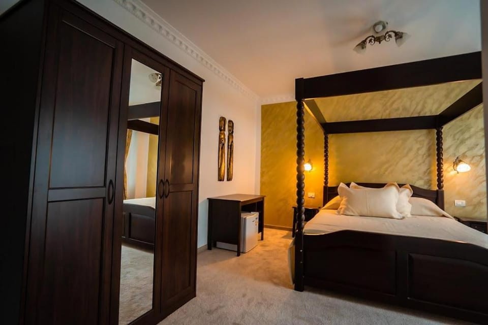 Pensiunea Alessia Soveja Bed and Breakfast in Romania