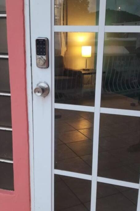 Cozy Cute Home 2nd floor pay at the property electronic payments ONLY ask for method of payments Apartment in Fajardo