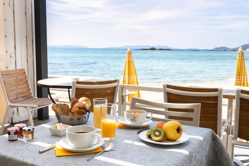 Beach, Sea view, Breakfast, Buffet breakfast