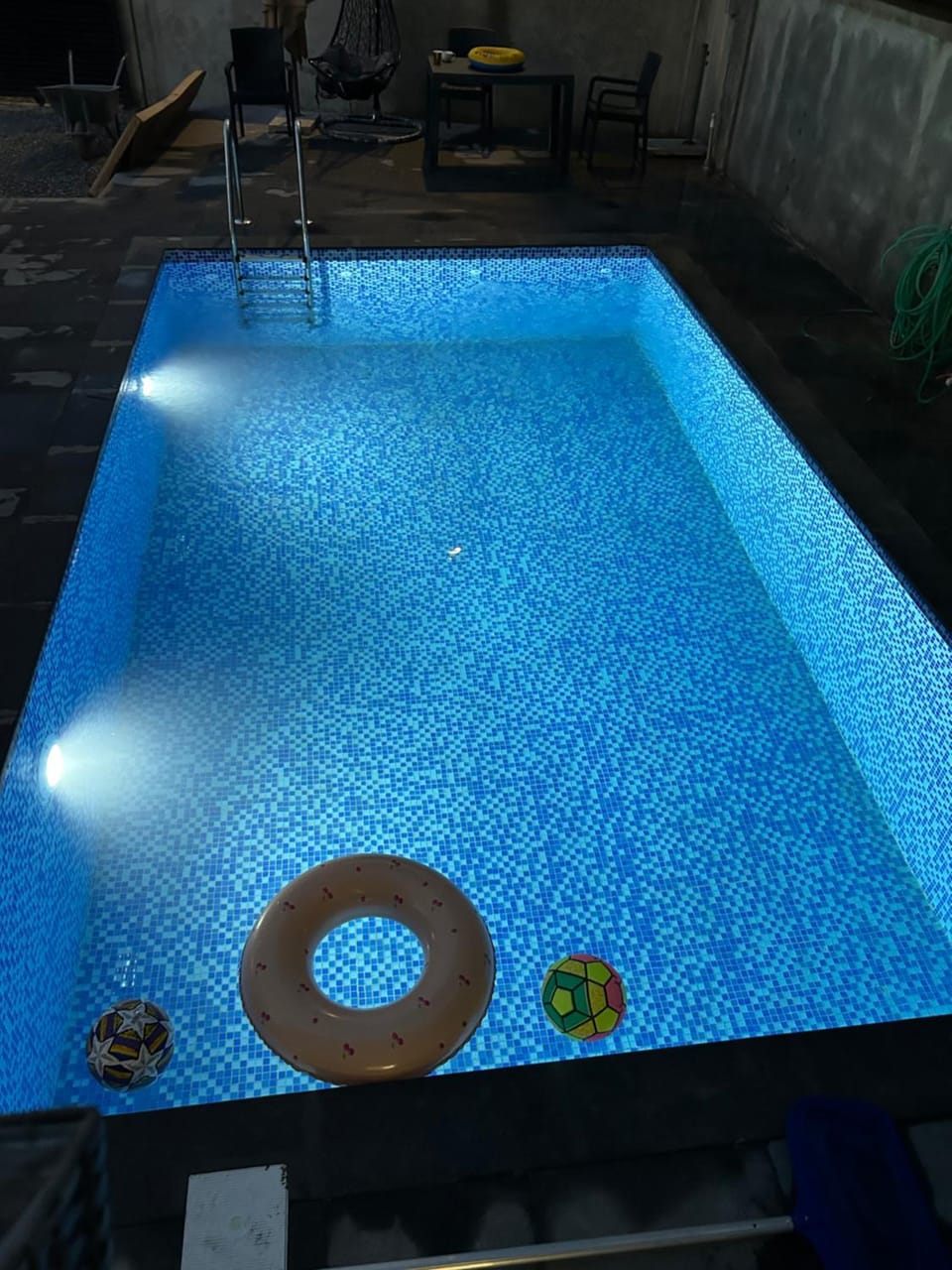 Pool view, Swimming pool, Swimming pool