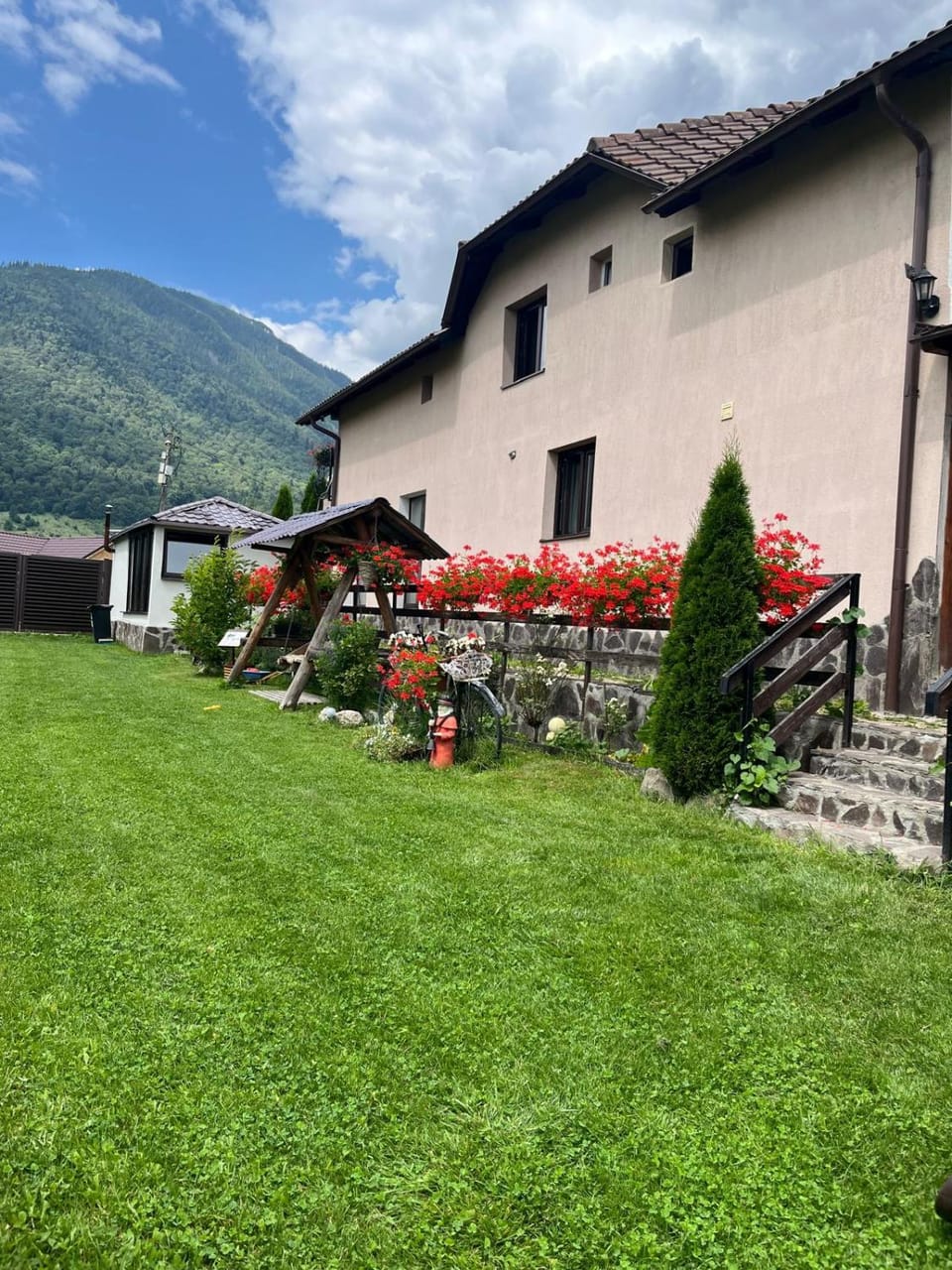 Casa Meresanu Bed and Breakfast in Brașov County