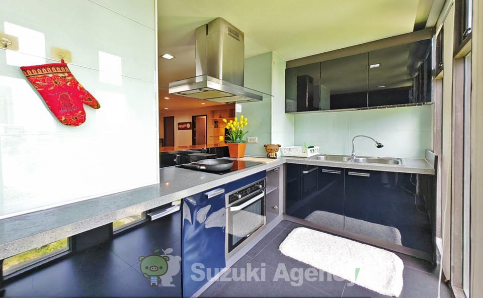 Kitchen or kitchenette, minibar, oven, pet friendly, stove