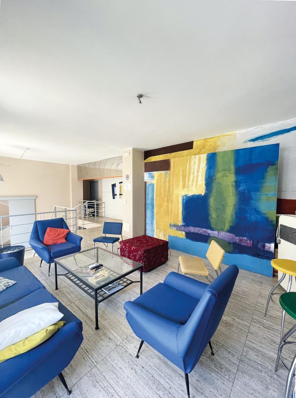 Communal lounge/ TV room, Lobby or reception