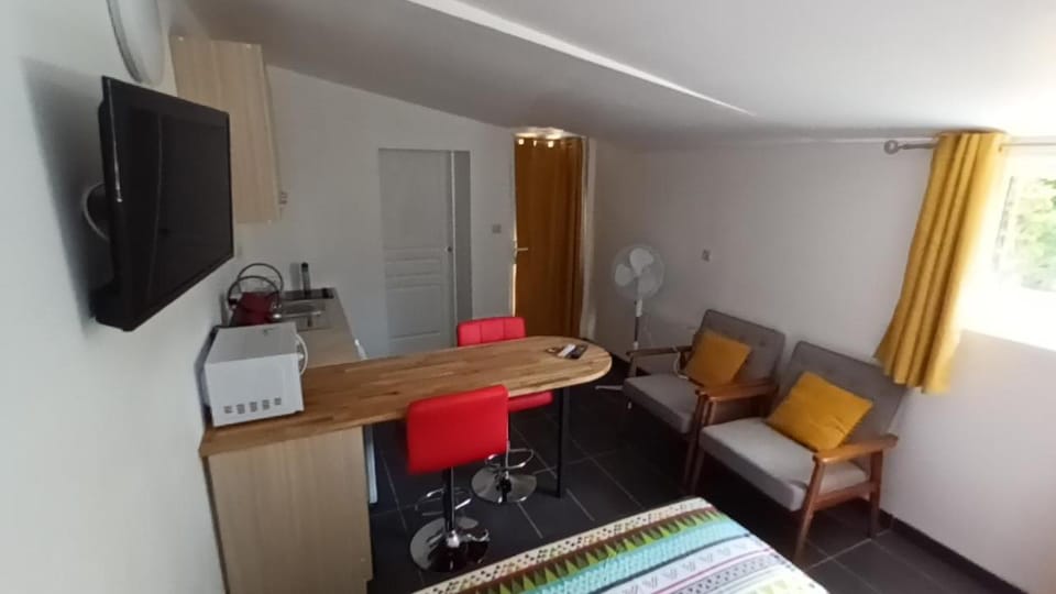 Le bon coin jardin acces autonomie parking privé jardin Apartment in Occitanie