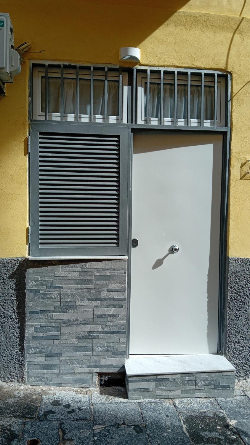 Donna Rita House Apartment in Naples