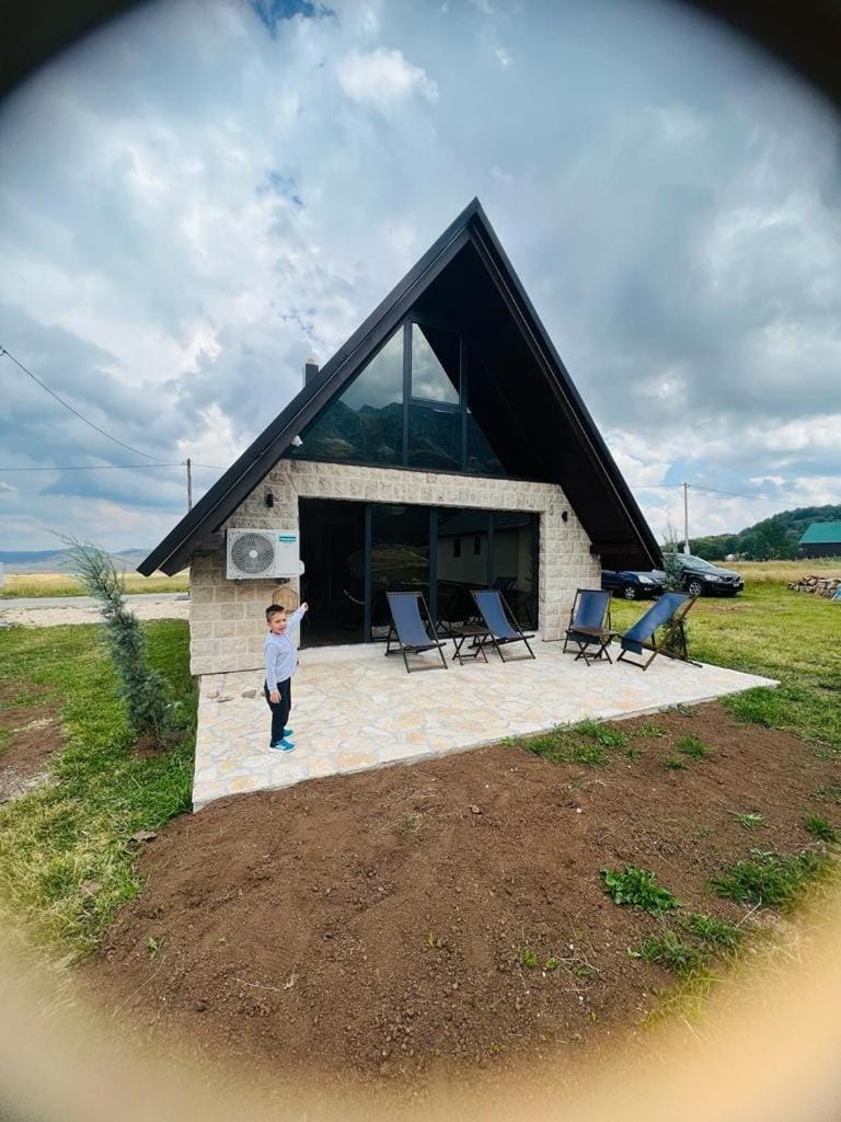 Prima Vista House in Montenegro