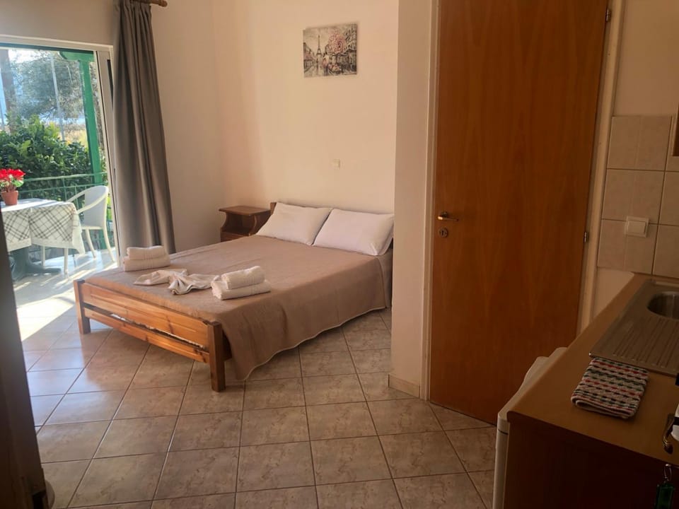 Zotos Studios Apartment in Vasiliki