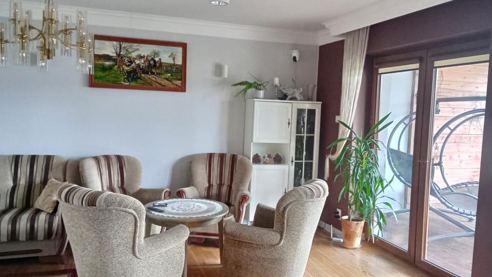 Mrągowo Pokoje nad jeziorem Bed and Breakfast in Poland