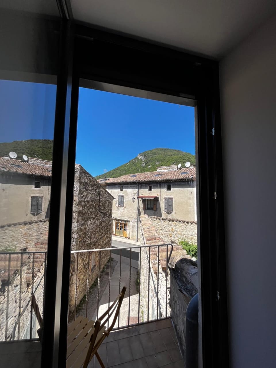 La Patafiole Appartement T2 calme élégant Apartment in Provence-Alpes-Côte d'Azur