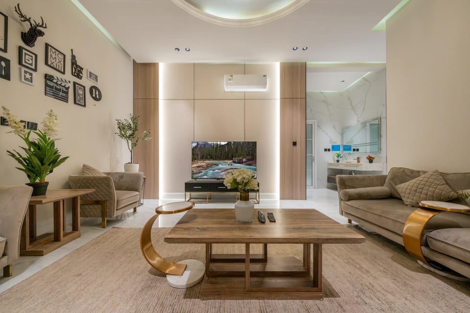شقة ارضية فاخرة ٣ غرف وصالة دخول ذاتي ٧ Apartment in Riyadh