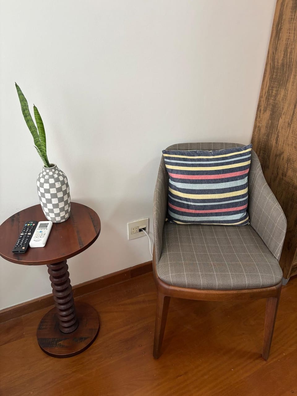 (SH59)Estilo Conforto Simplicidade na Bela Cintra Apartment in Sao Paulo City