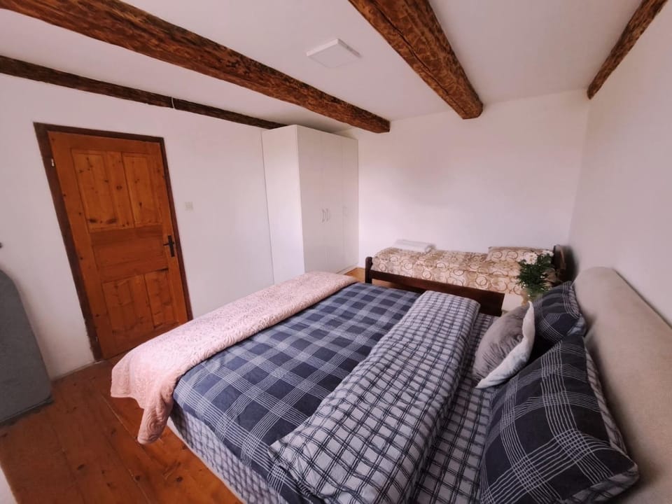 Bed, Bedroom, wardrobe