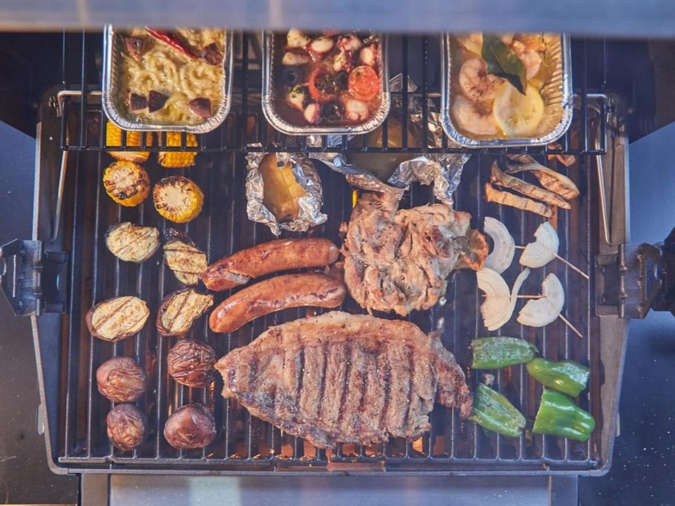 BBQ facilities, Food, Dinner