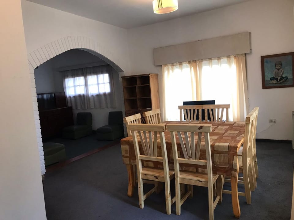 TV and multimedia, Living room, Dining area