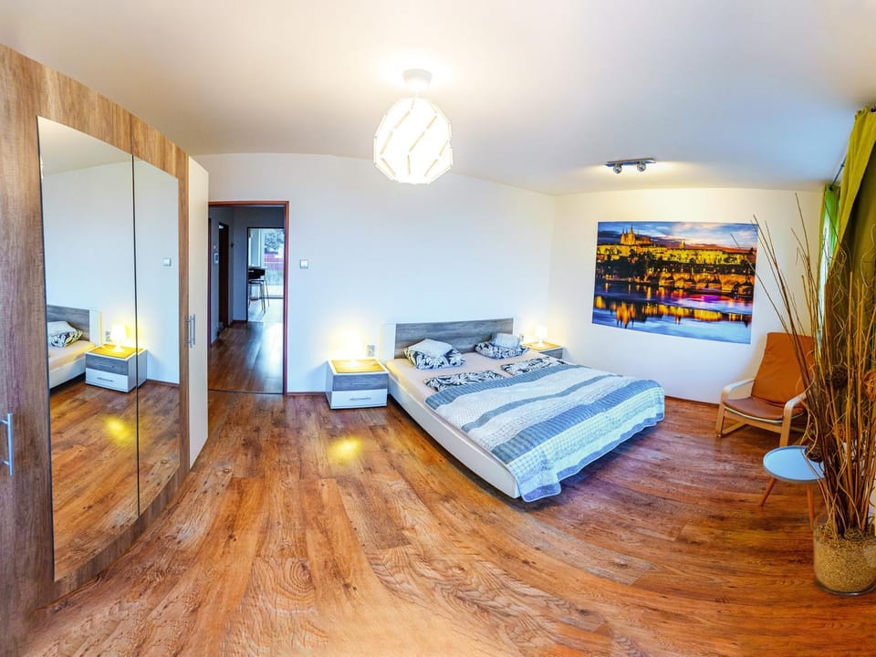 Bed, Photo of the whole room, Bedroom, wardrobe