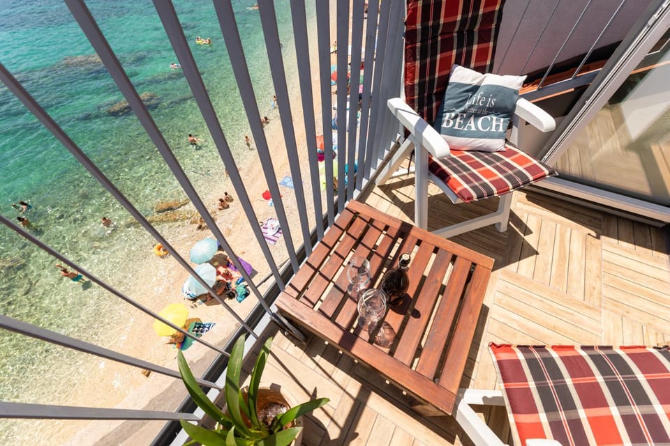 Little beach house Apartment in Lika-Senj County