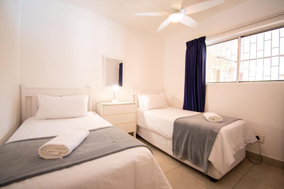 Bed, Photo of the whole room, Bedroom, fireplace, towels
