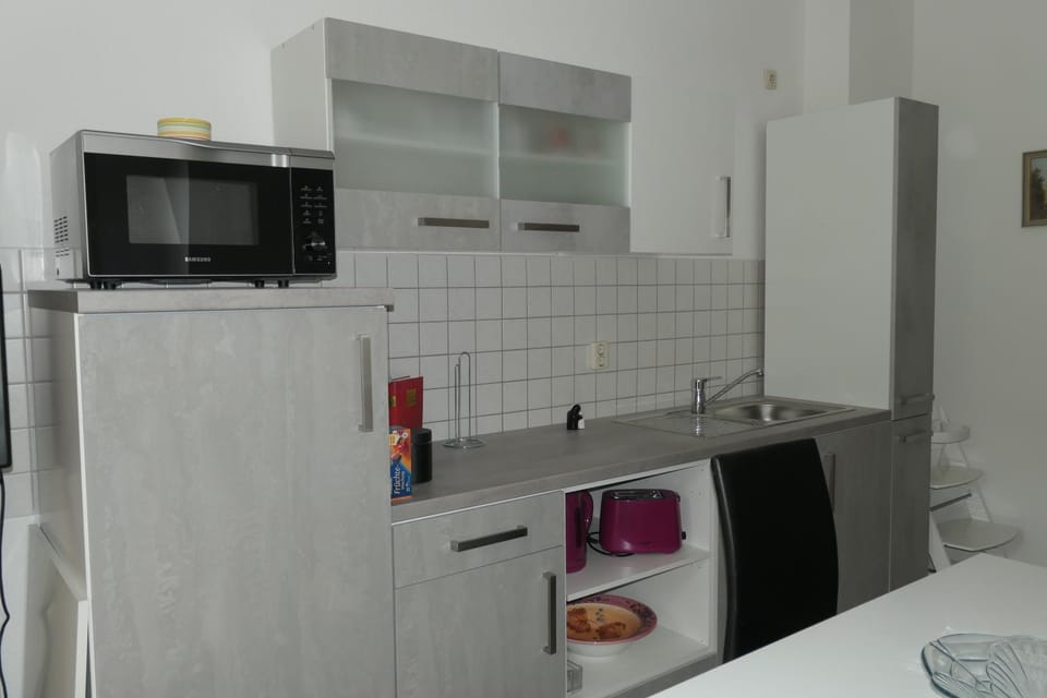 Kitchen or kitchenette, minibar, pet friendly
