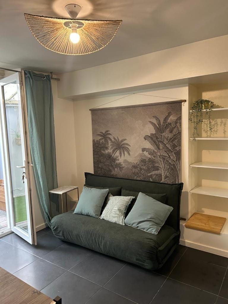 Le petit Championnet T2 Apartment in Grenoble
