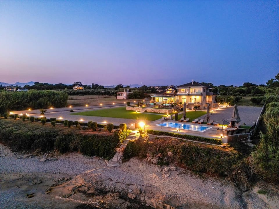 ALS COMFORT SUITES Hotel in Peloponnese, Western Greece and the Ionian