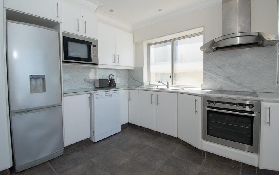 Kitchen or kitchenette, dishwasher, minibar, pet friendly, stove, toaster