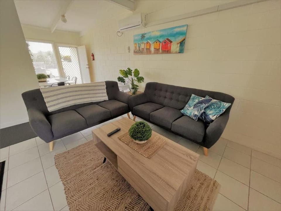 Esperance Little Units 2 Apartment in Esperance