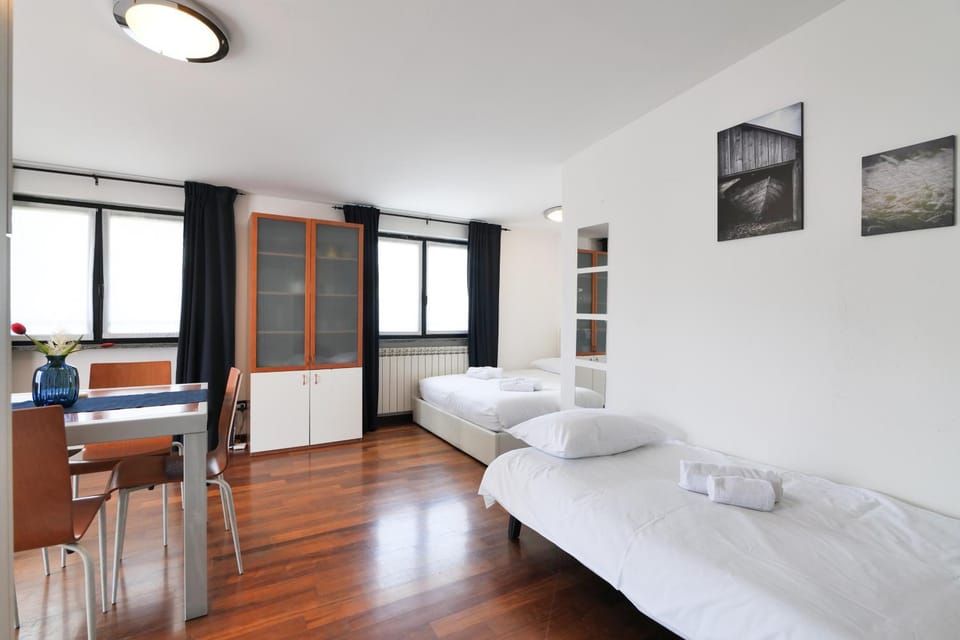 PrimoPiano - Euclide Apartment in Sesto San Giovanni