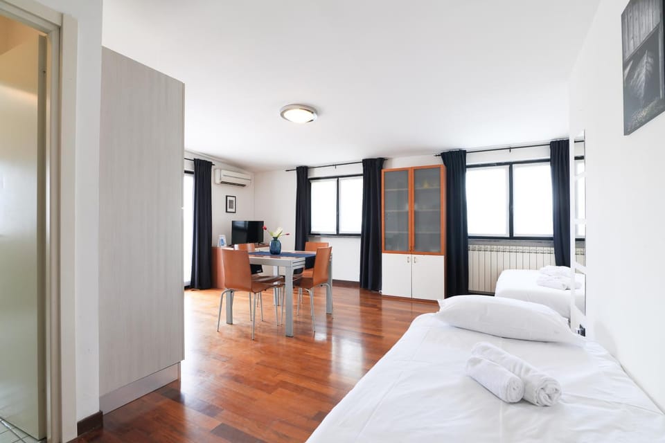 PrimoPiano - Euclide Apartment in Sesto San Giovanni