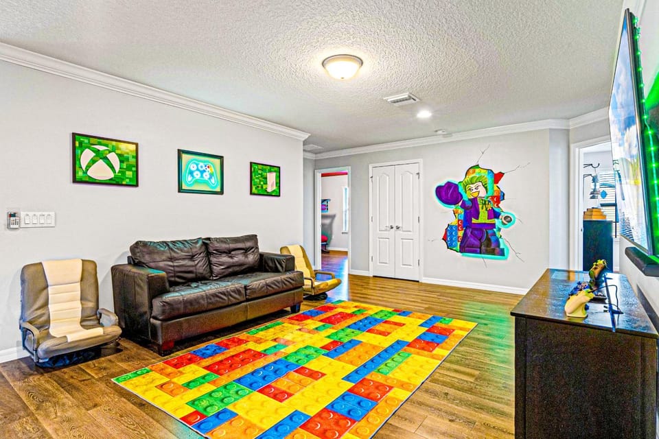TV and multimedia, Living room, Seating area