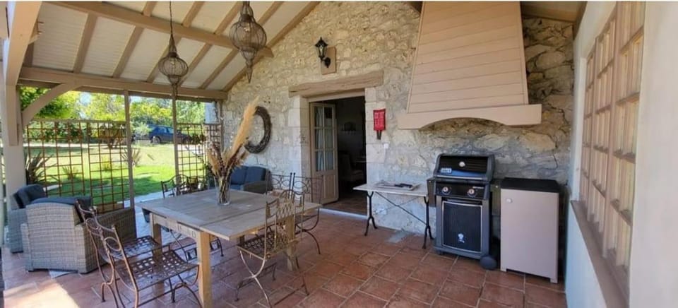 Le Hameau Saint-Julien House in Nouvelle-Aquitaine
