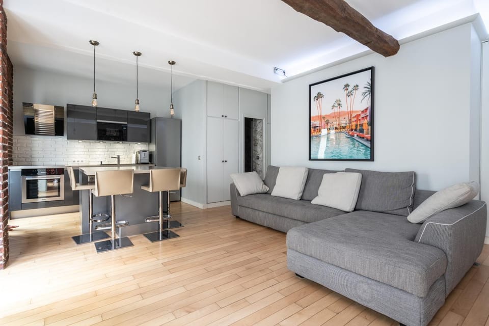 Stay In a prime location Paris Bed and Breakfast in Paris