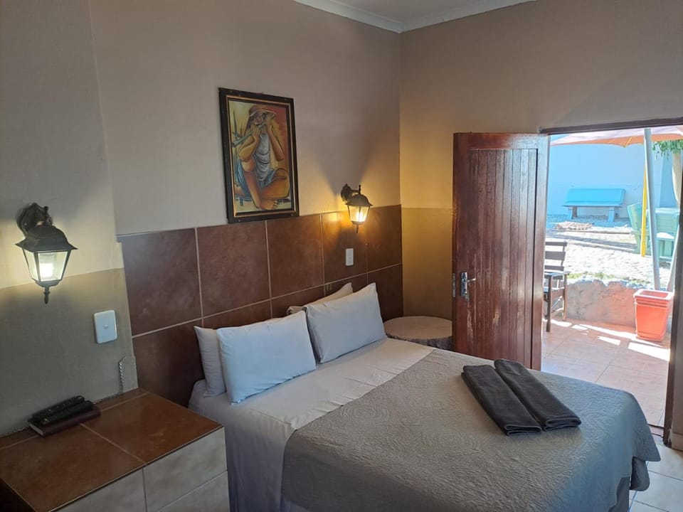 Sleep 'n Go Guesthouse Bed and Breakfast in South Africa