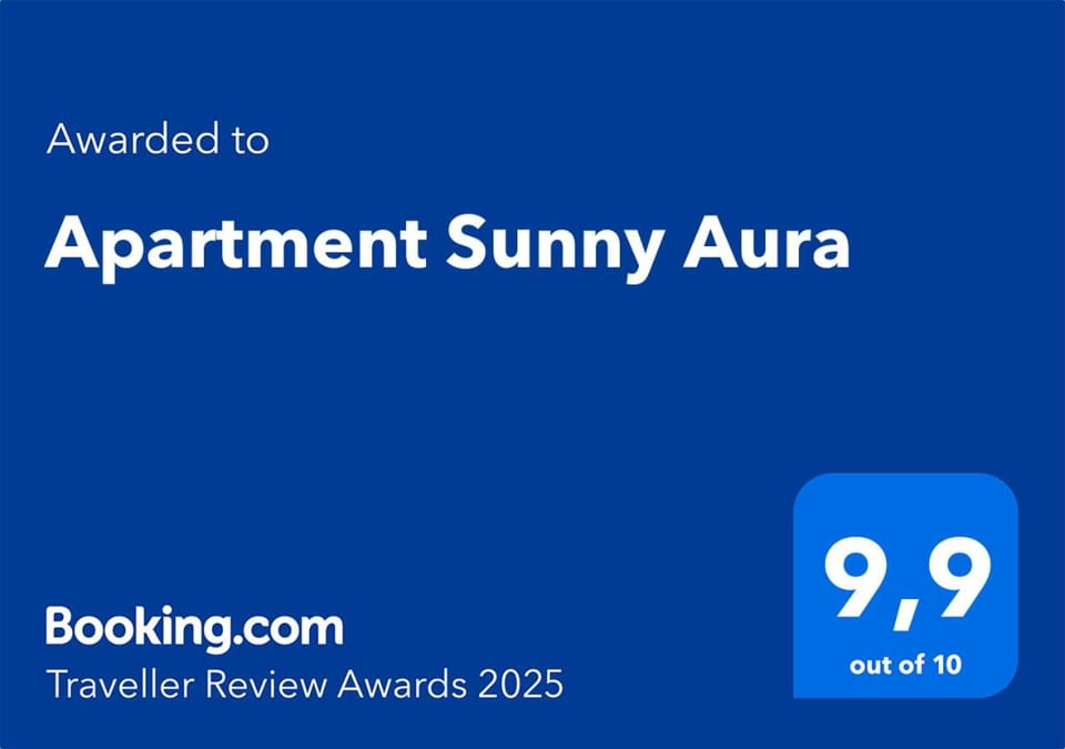 Sunny Aura - Lungomare - apartment with parking Apartment in Pula