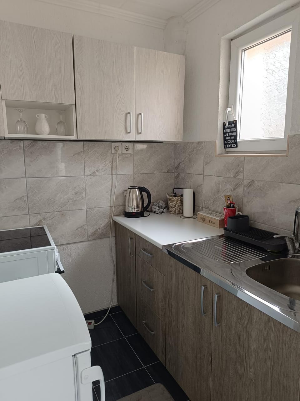 Kitchen or kitchenette, stove