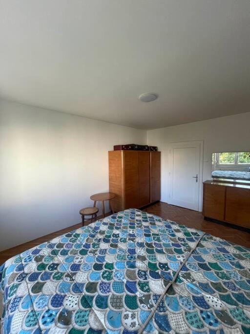 Bed, Bedroom, wardrobe