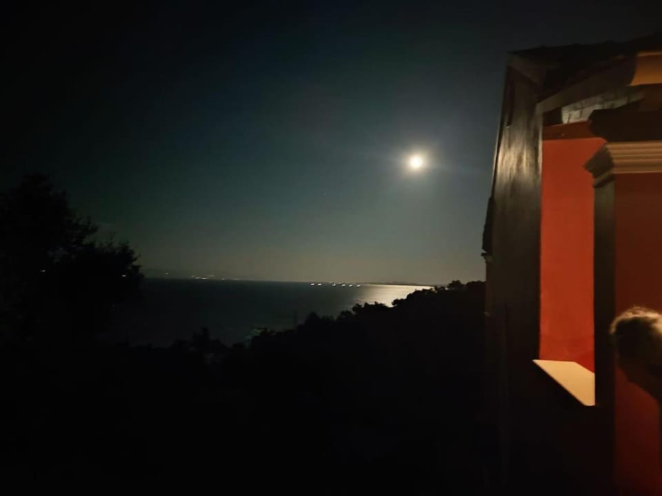 Night, Sea view